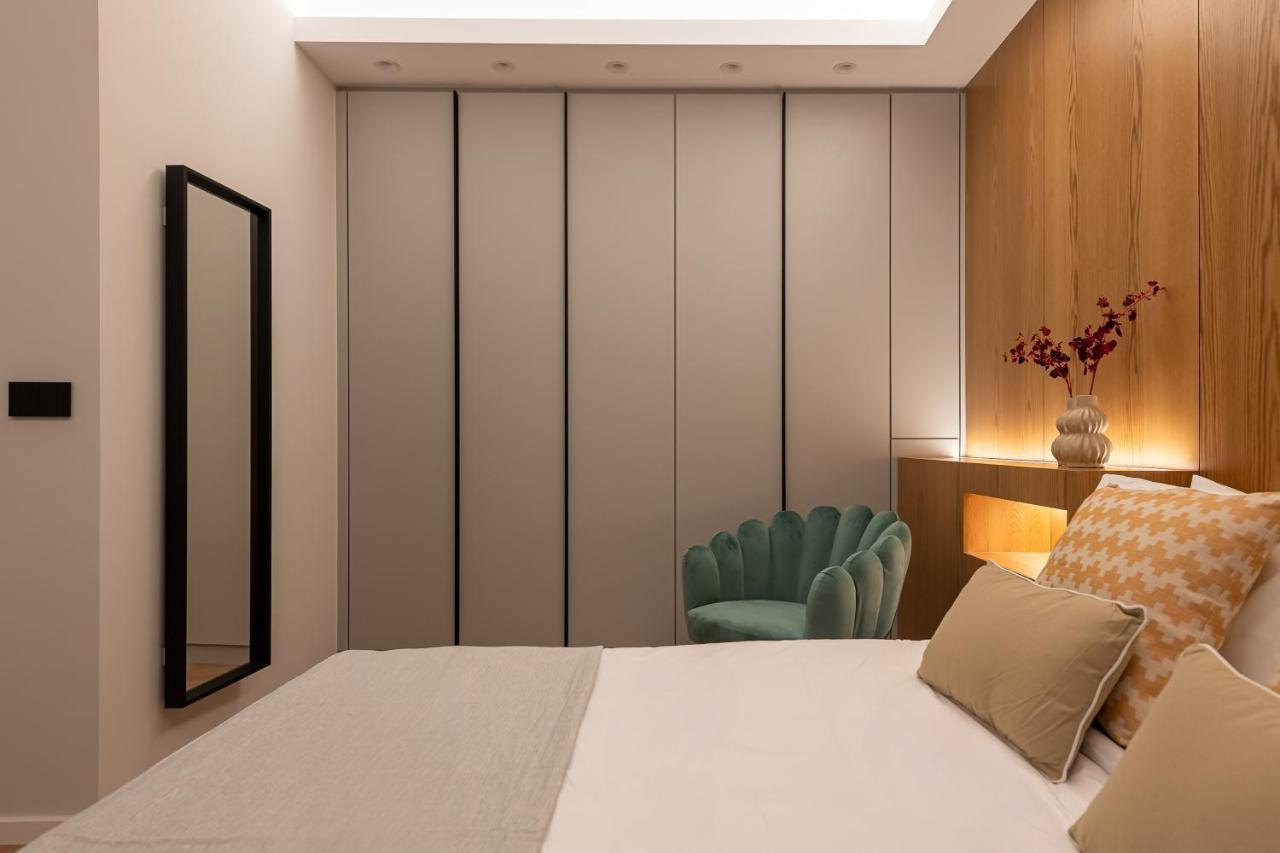 アテネPhaedrus Living Luxury Penthouse Ploutarchouアパートメント エクステリア 写真