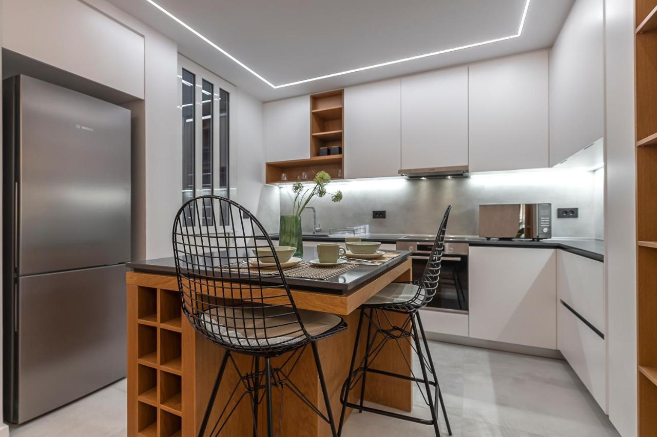 アテネPhaedrus Living Luxury Penthouse Ploutarchouアパートメント エクステリア 写真